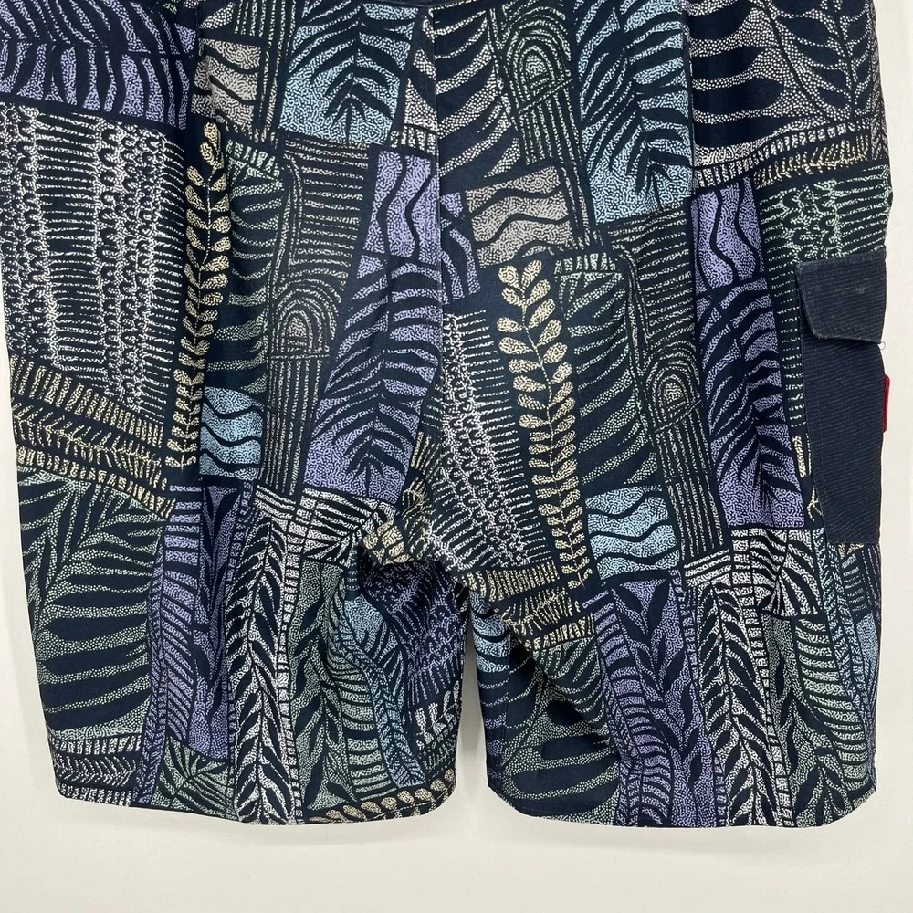 Quiksilver SurfSilk Mens 36 Boardshorts Blue Tribal Leaf Print Hawaii‎